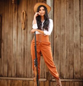 Nivedita Chandel Grace, Confidence And A Style Of Her Own